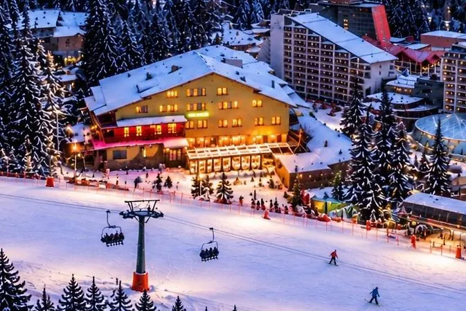 Hotel Forest Star On The Ski Slope